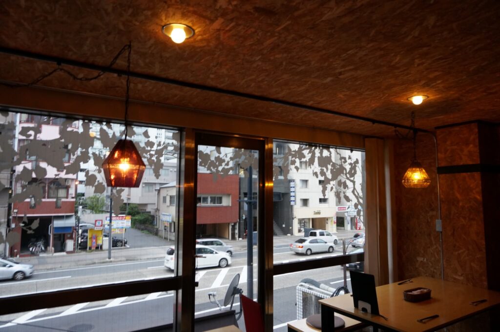 広島市で店舗内装ならseek freeplanning