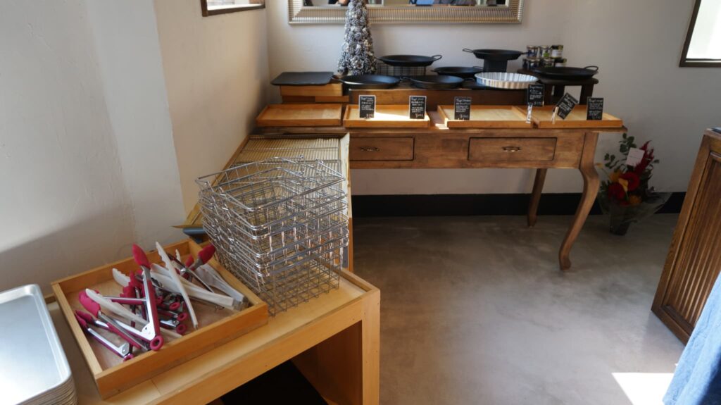 広島市で店舗内装ならseek freeplanning