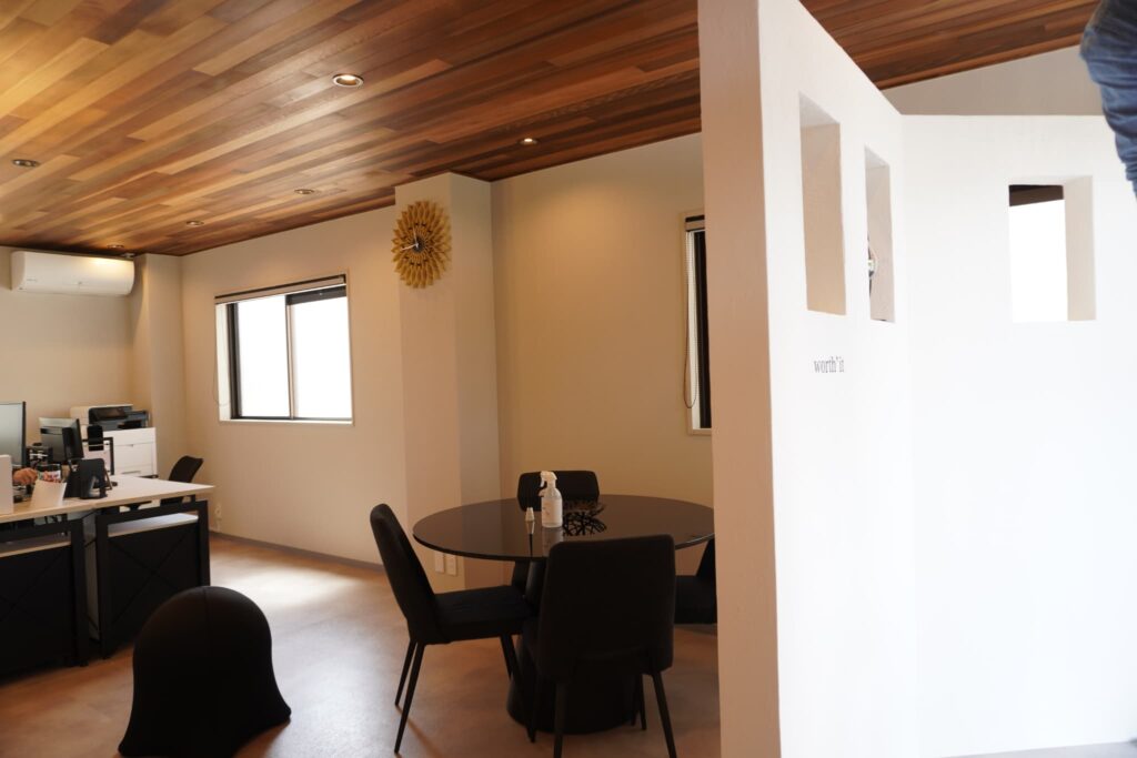 広島市で店舗内装ならseek freeplanning